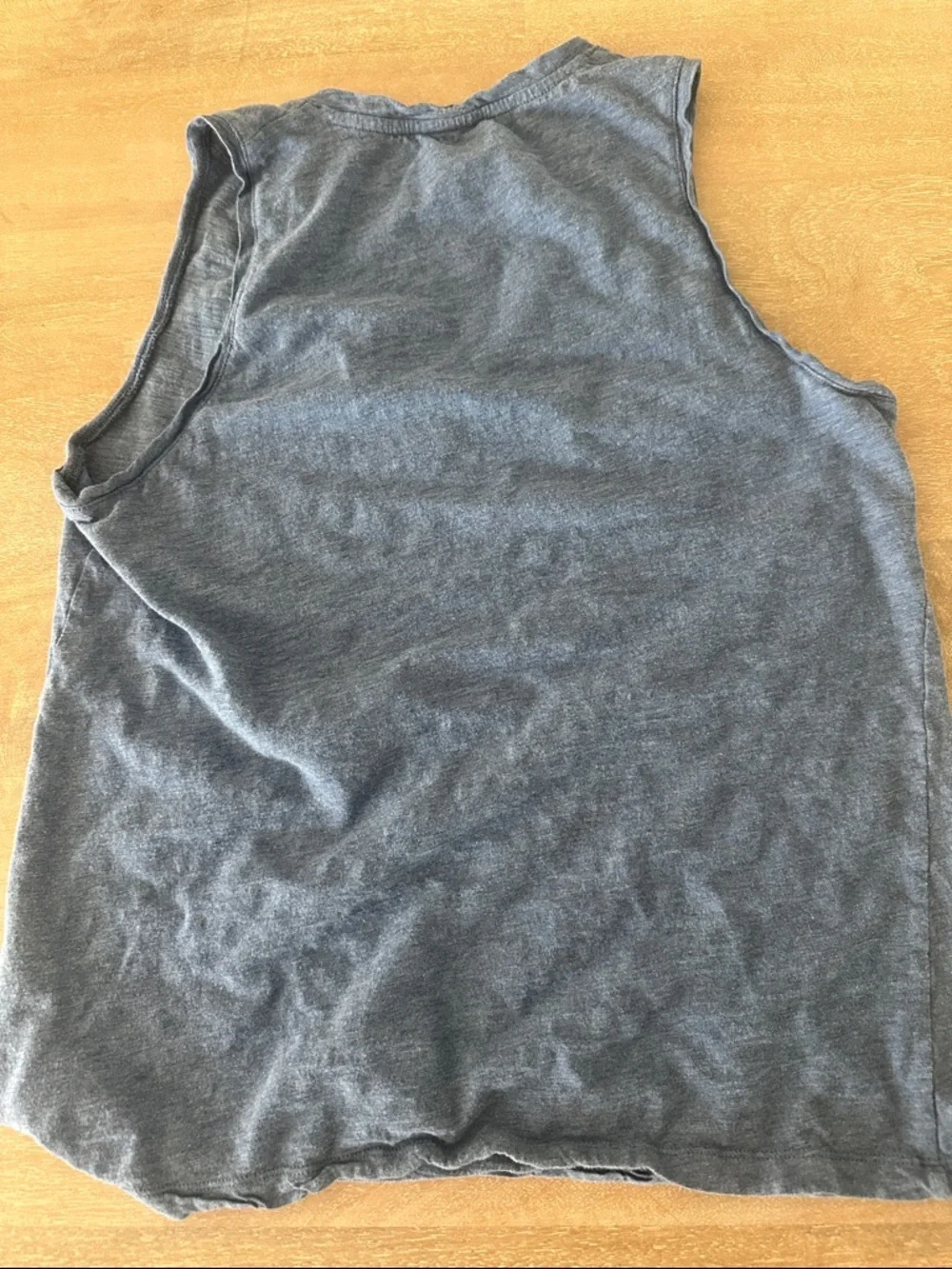 Madewell Washed Blue V-Neck Tank - Picture 3 of 3
